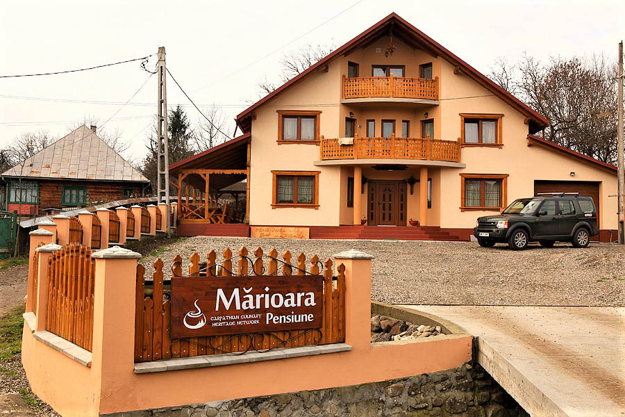 PENSIUNEA MĂRIOARA